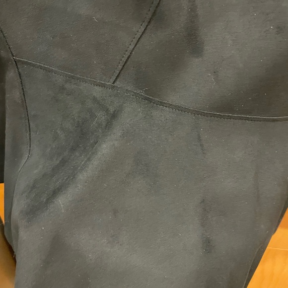 NEW! Faux suede skirt - Picture 5 of 8